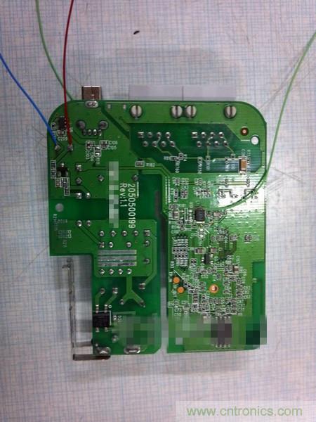 DIY:自制自帶電池供電的無線路由器