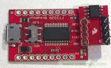  圖4：裝配好的隔離型USB-to-UART轉換器。