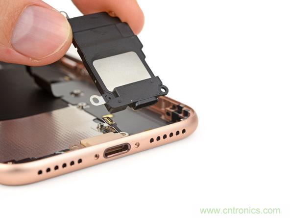 iPhone 8首拆：無線充電版本的iPhone 7？