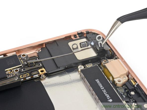 iPhone 8首拆：無線充電版本的iPhone 7？